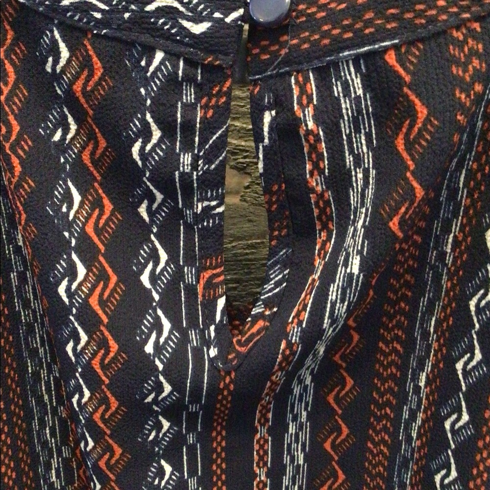 Monteau Fancy Tank Top - Picture 4 of 5